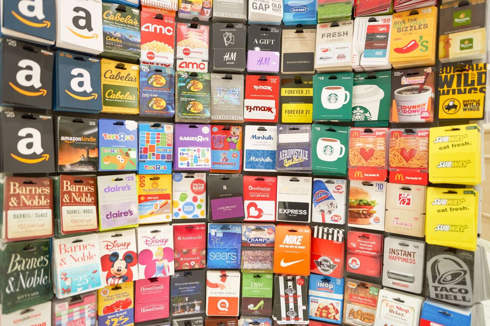 Can You Redeem Money from a Gift Card? | Pollfish vs SurveyMonkey Insi